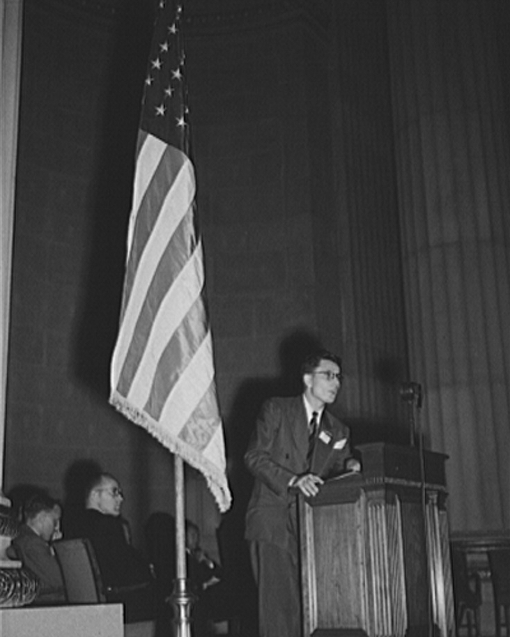 delegate_from_poland_addressing_international_student_assembly_1942_owi_732